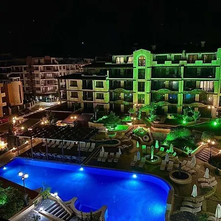 شقة فندقية Boutique Rose Gardens 4*