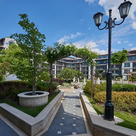 Boutique Rose Gardens Aparthotel Pomorie