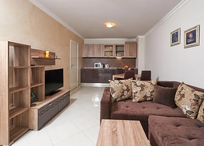 Boutique Rose Gardens Apart Otel