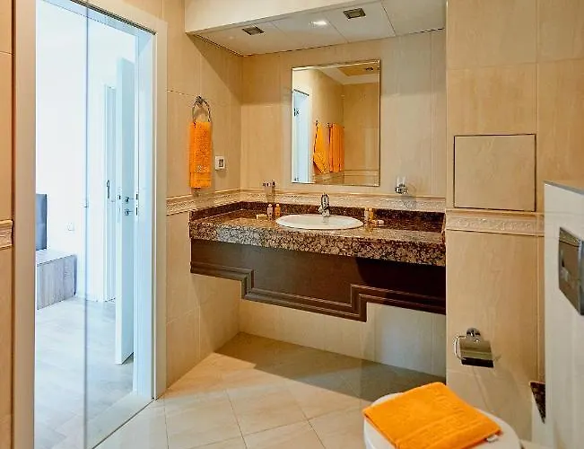 Boutique Rose Gardens 4* Ahyolu