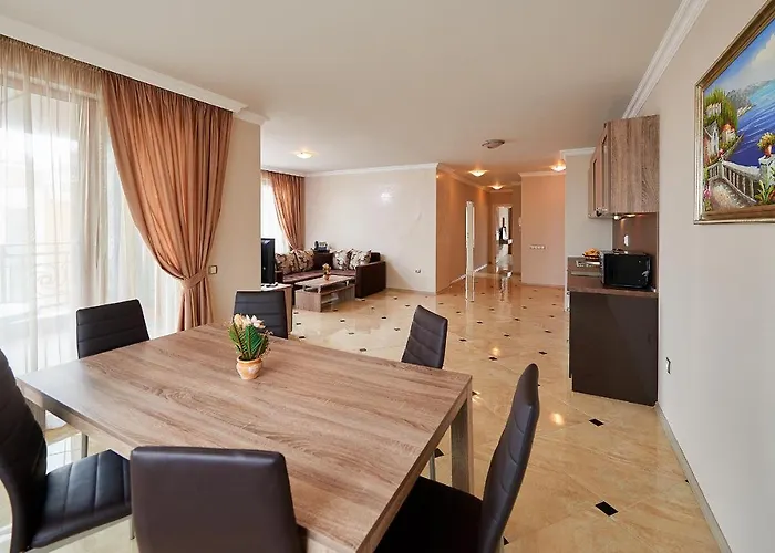 Boutique Rose Gardens 4*