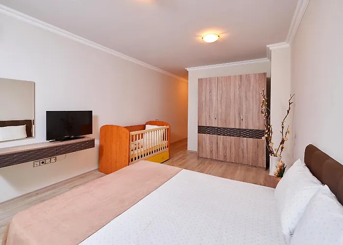 Boutique Rose Gardens Ahyolu