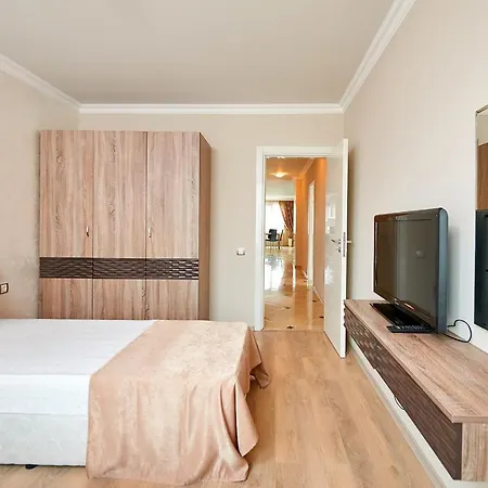 Aparthotel Boutique Rose Gardens Pomorie