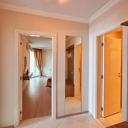 Aparthotel Boutique Rose Gardens Pomorie