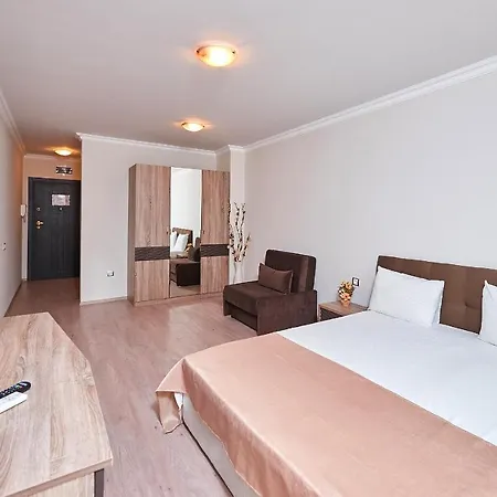 Aparthotel Boutique Rose Gardens