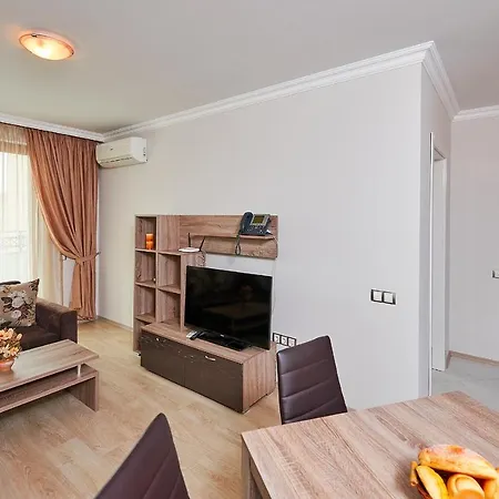 Aparthotel Boutique Rose Gardens Pomorie