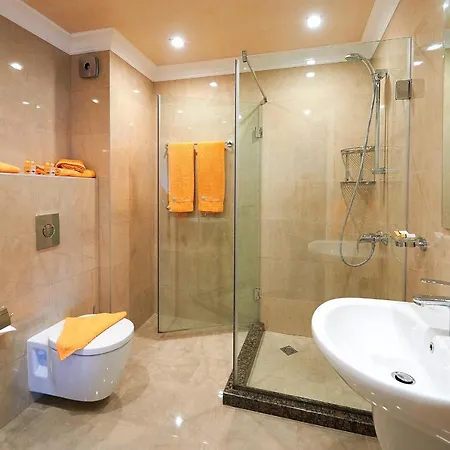 Ξενοδοχείο με διαμερίσματα Boutique Rose Gardens Πομόριε