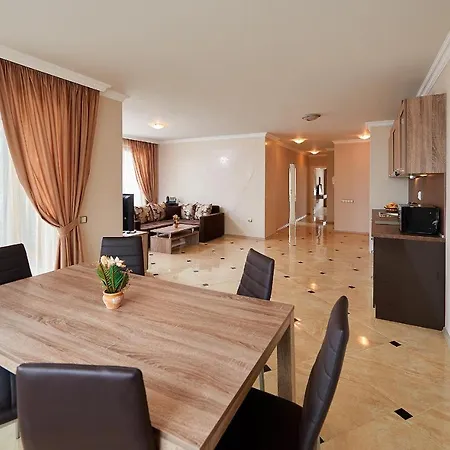 Boutique Rose Gardens 4*