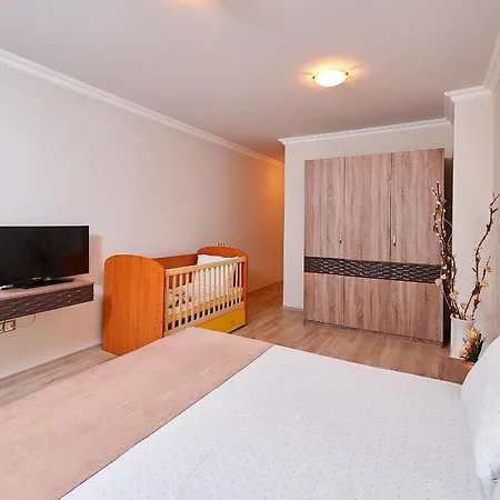 Boutique Rose Gardens Πομόριε