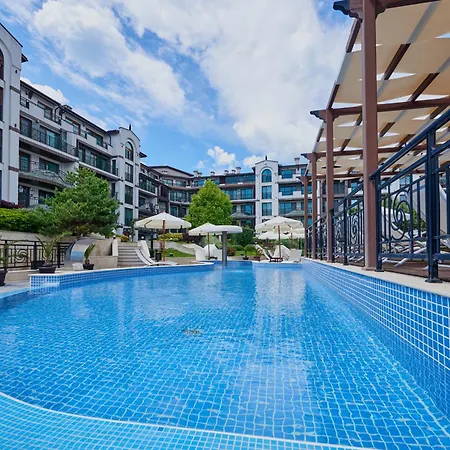 Boutique Rose Gardens Aparthotel