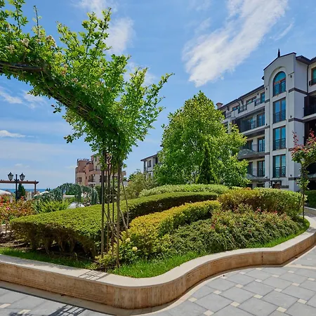 Boutique Rose Gardens Πομόριε